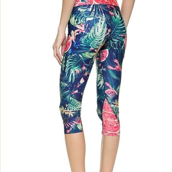 NWOT | We Are Handsome | Jungle Fever Capri Leggings | Size Small - Picture 2 of 7
